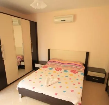 Life Villa